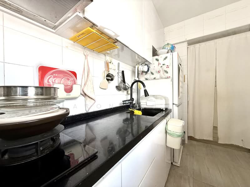 623A Punggol Central, 623A Punggol Central, 1 Bedroom, 495 sqft, HDB Flat For Sale, by Aaron Leong, 500120394 - Kitchen - PropertyGuru.com.sg