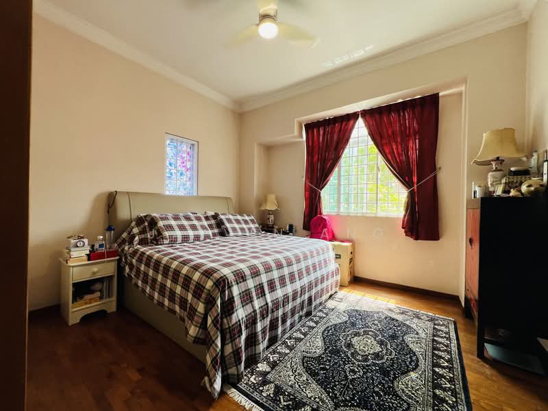 Ardisia Garden, Serangoon Terrace, 5 Bedrooms, 3,000 sqft, Terraced House For Sale, by Jayven Ang, 500120396 - Bedroom - PropertyGuru.com.sg