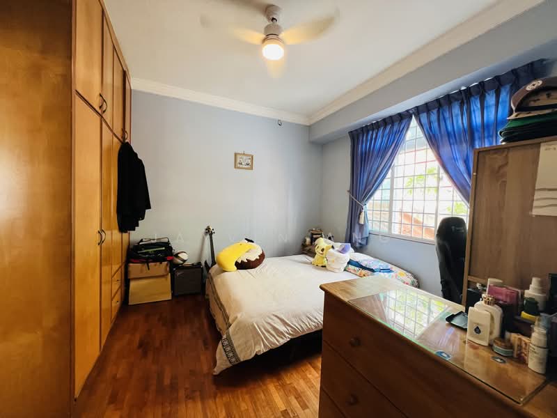 Ardisia Garden, Serangoon Terrace, 5 Bedrooms, 3,000 sqft, Terraced House For Sale, by Jayven Ang, 500120396 - Bedroom - PropertyGuru.com.sg