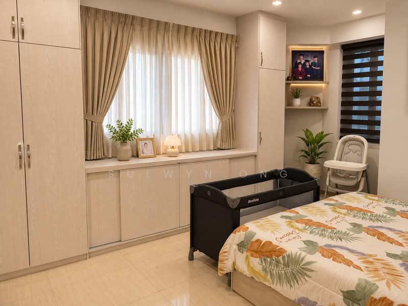 Jalan Anggerek, Jalan Anggerek, 10+ Bedrooms, 5,335 sqft, Corner Terrace For Sale, by Sulwyn Ong, 500120403 - Bedroom - PropertyGuru.com.sg