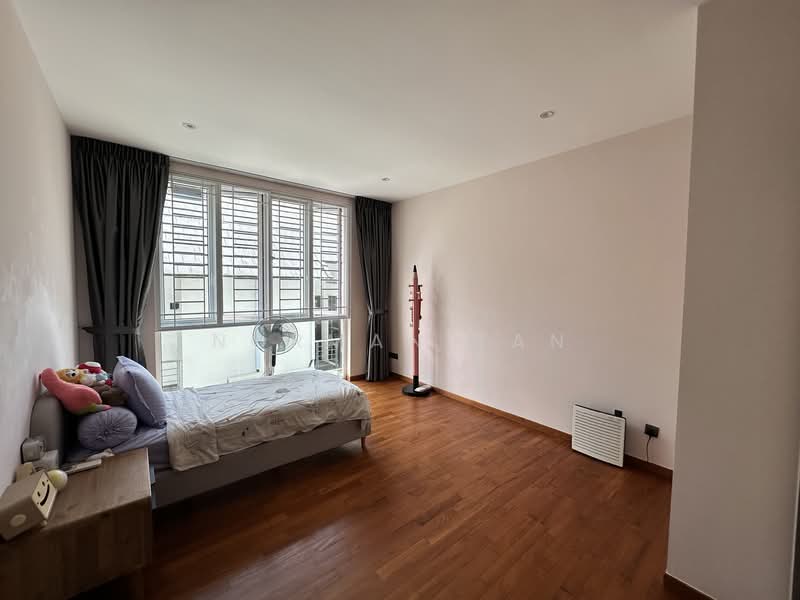 Jalan Bangau, Jalan Jarak, Jalan Redop, Jalan Bangau, 8 Bedrooms, 5,000 sqft, Semi-Detached House For Sale, by Norman Tan, 500120414 - Bedroom - PropertyGuru.com.sg