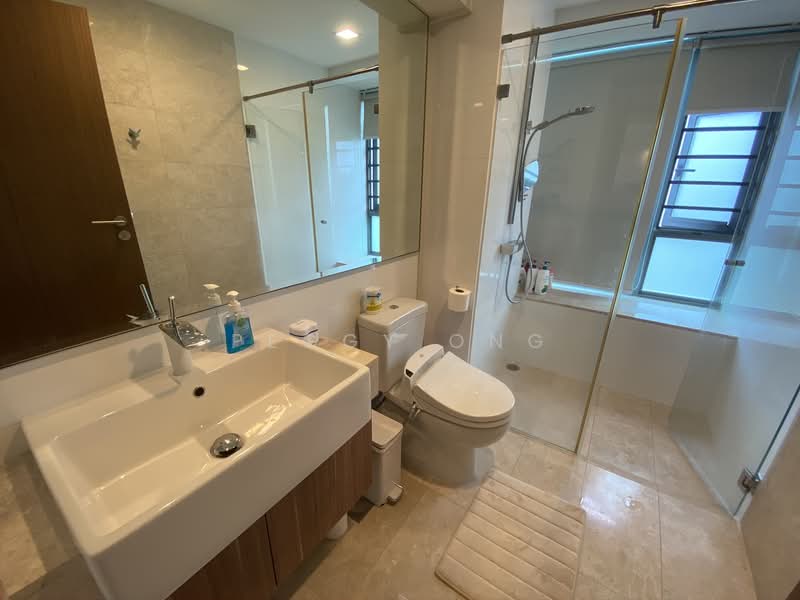 Waterfront Waves, 766 Bedok Reservoir Road, 3 Bedrooms, 1,248 sqft, Condominium For Sale, by Peggy Ong, 500120426 - Bathroom - PropertyGuru.com.sg