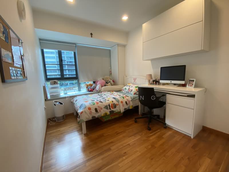 Waterfront Waves, 766 Bedok Reservoir Road, 3 Bedrooms, 1,248 sqft, Condominium For Sale, by Peggy Ong, 500120426 - Bedroom - PropertyGuru.com.sg