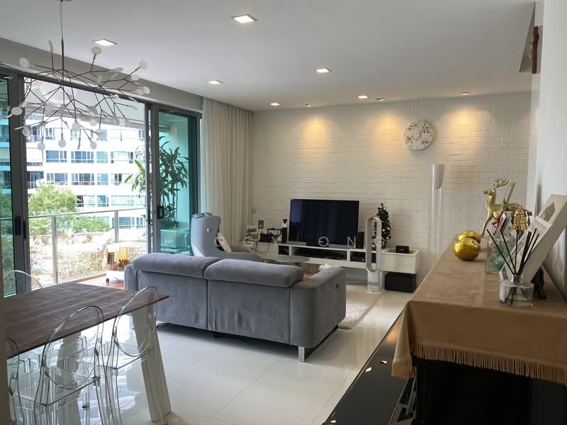 Waterfront Waves, 766 Bedok Reservoir Road, 3 Bedrooms, 1,248 sqft, Condominium For Sale, by Peggy Ong, 500120426 - Living Room - PropertyGuru.com.sg