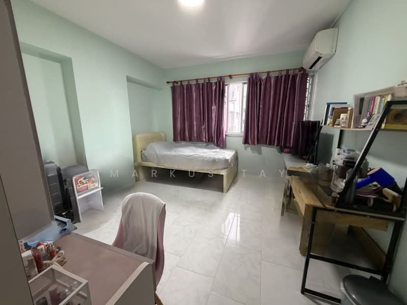 559 Hougang Street 51, 559 Hougang Street 51, Room Rental, 153 sqft, HDB Flat For Rent, by Markus Tay, 500120437 - Bedroom - PropertyGuru.com.sg