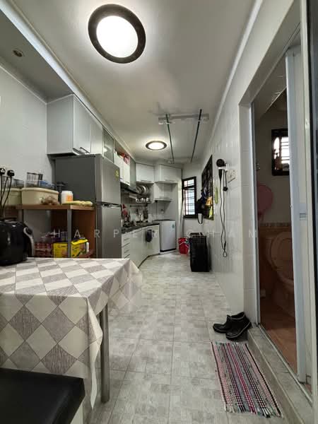 324D Sengkang East Way, 324D Sengkang East Way, 3 Bedrooms, 969 sqft, HDB Flat For Sale, by Harper Cham, 500120440 - Kitchen - PropertyGuru.com.sg