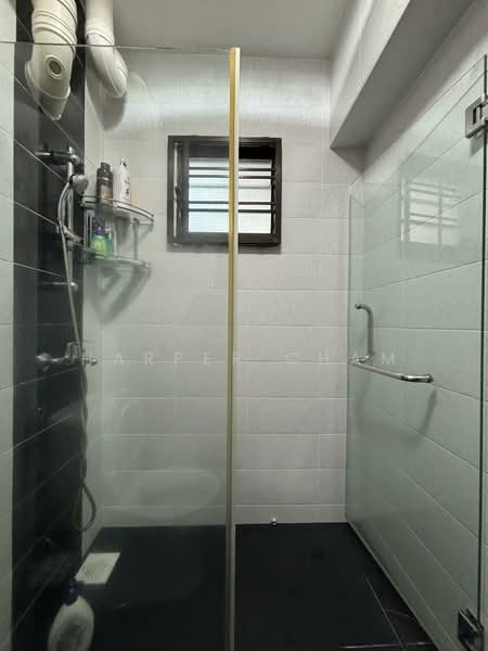 324D Sengkang East Way, 324D Sengkang East Way, 3 Bedrooms, 969 sqft, HDB Flat For Sale, by Harper Cham, 500120440 - Bathroom - PropertyGuru.com.sg