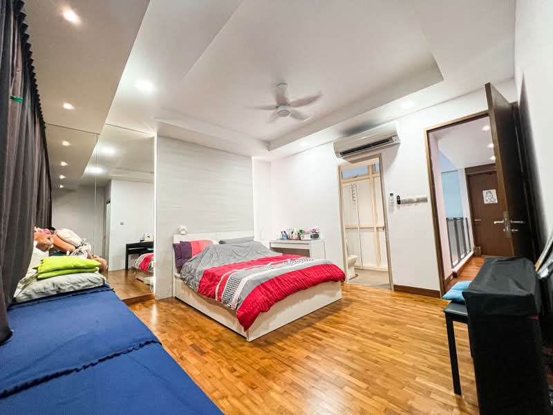 The Springside, Springside Walk, 6 Bedrooms, 1,711 sqft, Terraced House For Sale, by Bruce Lee 李奕宏, 500120457 - Bedroom - PropertyGuru.com.sg