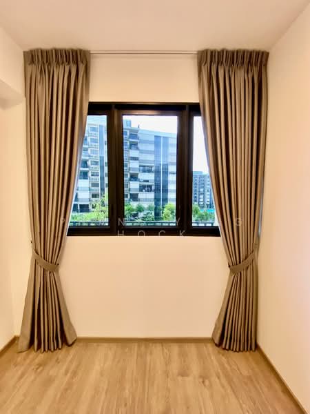 Sengkang Grand Residences, 74 Compassvale Bow, 2 Bedrooms, 764 sqft, Condominium For Rent, by Phang Yong Hock, 500120459 - Interior - PropertyGuru.com.sg