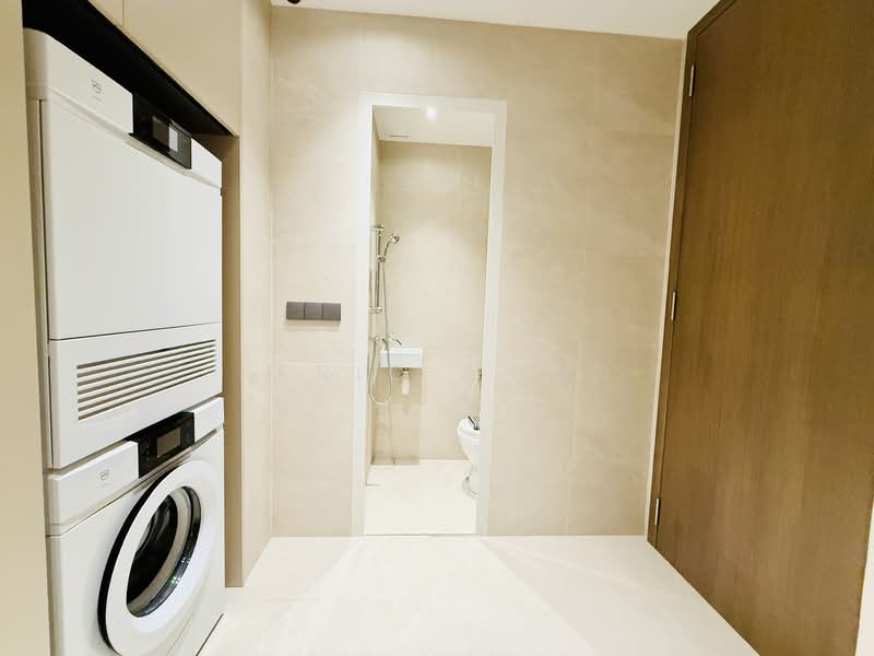 UPPERHOUSE at Orchard Boulevard, 22 Orchard Boulevard, 4 Bedrooms, 2,056 sqft, Condominium For Sale, by Eric Goh, 500120460 - Bathroom - PropertyGuru.com.sg