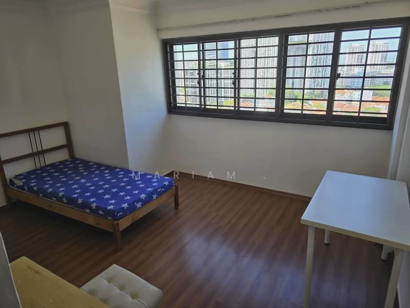 334 Kreta Ayer Road, 334 Kreta Ayer Road, 3 Bedrooms, 893 sqft, HDB Flat For Sale, by Mariam ., 500120464 - Bedroom - PropertyGuru.com.sg