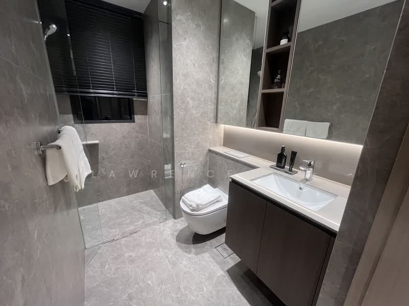 Coastal Cabana, 22 Jalan Loyang Besar, 3 Bedrooms, 872 sqft, Executive Condominium For Sale, by Lawrence Loh, 500120466 - Common Bathroom - PropertyGuru.com.sg