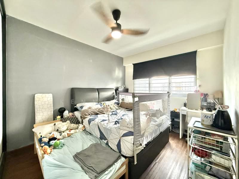 166B Yung Kuang Court, 166B Yung Kuang Road, 3 Bedrooms, 1,001 sqft, HDB Flat For Sale, by Kenneth Yeo, 500120467 - Bedroom - PropertyGuru.com.sg