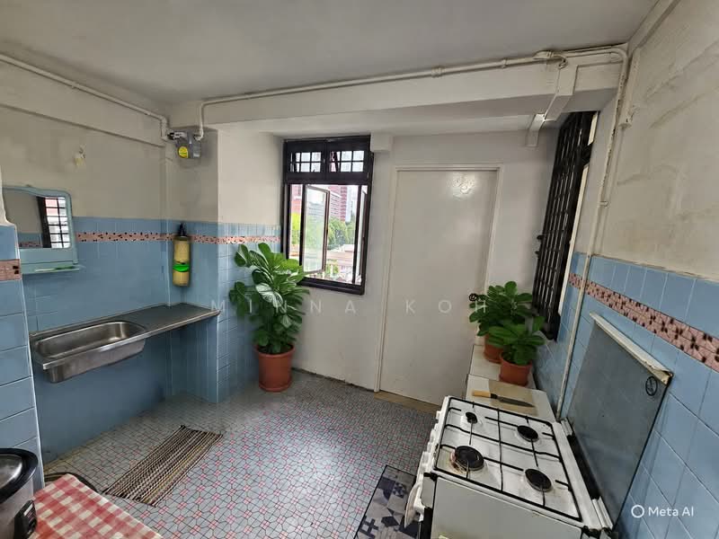 110 Commonwealth Crescent, 110 Commonwealth Crescent, 3 Bedrooms, 646 sqft, HDB Flat For Sale, by Minna Koh, 500120468 - Kitchen - PropertyGuru.com.sg