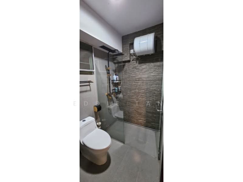 638A Punggol Drive, 638A Punggol Drive, 3 Bedrooms, 1,230 sqft, HDB Flat For Rent, by Eddie Tan, 500120469 - Master Bathroom - PropertyGuru.com.sg