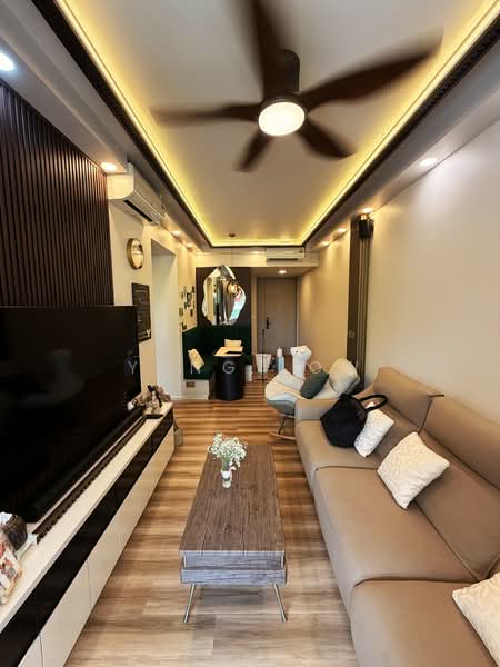 Dairy Farm Residences, 8 Dairy Farm Lane, 3 Bedrooms, 1,012 sqft, Condominium For Sale, by Yang Low, 500120475 - Living Room - PropertyGuru.com.sg