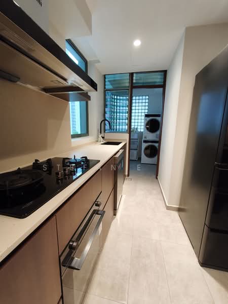 Astor Green, 7 Pine Grove, 2 Bedrooms, 1,066 sqft, Condominium For Sale, by Stefanie Ye, 500120480 - Kitchen - PropertyGuru.com.sg