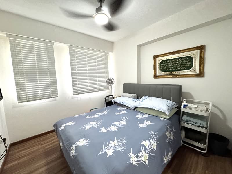 430D Fernvale Link, 430D Fernvale Link, 3 Bedrooms, 990 sqft, HDB Flat For Sale, by Ramdali Jumali, 500120494 - Bedroom - PropertyGuru.com.sg