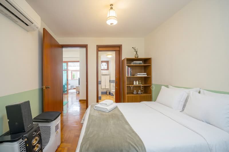 C.H.E.A.P D16 Inter Terrace for Sale, Tanah Merah Kechil, 5 Bedrooms, 2,800 sqft, Terraced House For Sale, by Aaron Yeo, 500120496 - Bedroom - PropertyGuru.com.sg