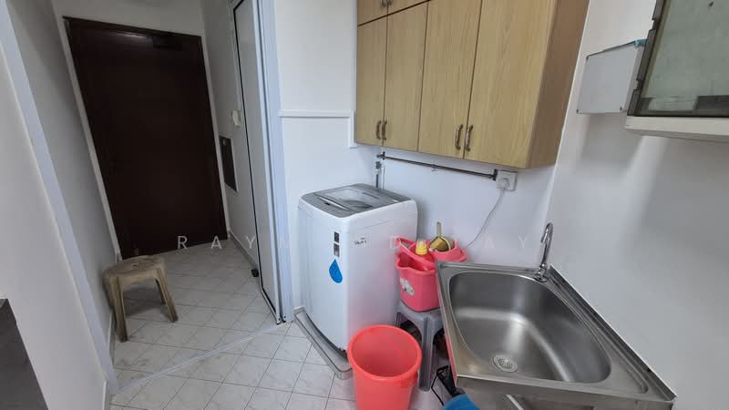 Palm Gardens, 2A Hong San Walk, 4 Bedrooms, 1,349 sqft, Condominium For Rent, by Raymond Tay, 500120499 - PropertyGuru.com.sg