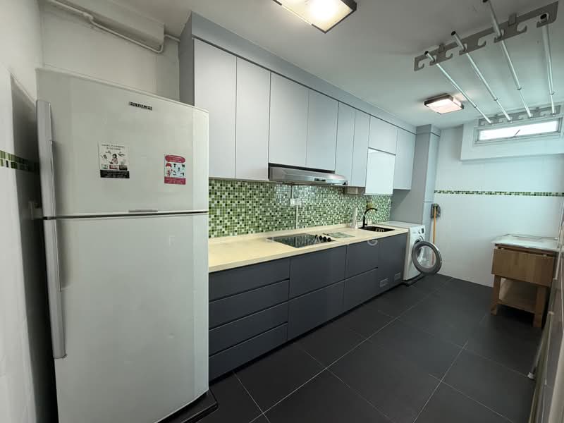 192 Punggol Central, 192 Punggol Central, 2 Bedrooms, 1,200 sqft, HDB Flat For Rent, by Faith Ang, 500120512 - Kitchen - PropertyGuru.com.sg