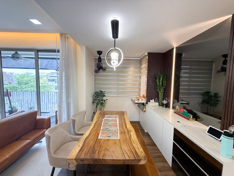 Sea Esta, 20 Pasir Ris Link, 3 Bedrooms, 1,098 sqft, Condominium For Sale, by Jayson Chan, 500120514 - Living Room - PropertyGuru.com.sg