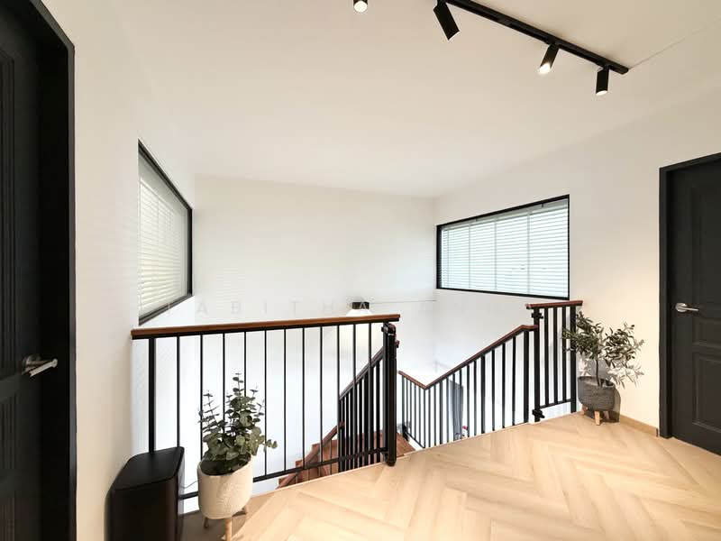 132 Lorong Ah Soo, 132 Lorong Ah Soo, 3 Bedrooms, 1,689 sqft, HDB Flat For Sale, by Tabitha Anna, 500120517 - 2nd Level - PropertyGuru.com.sg