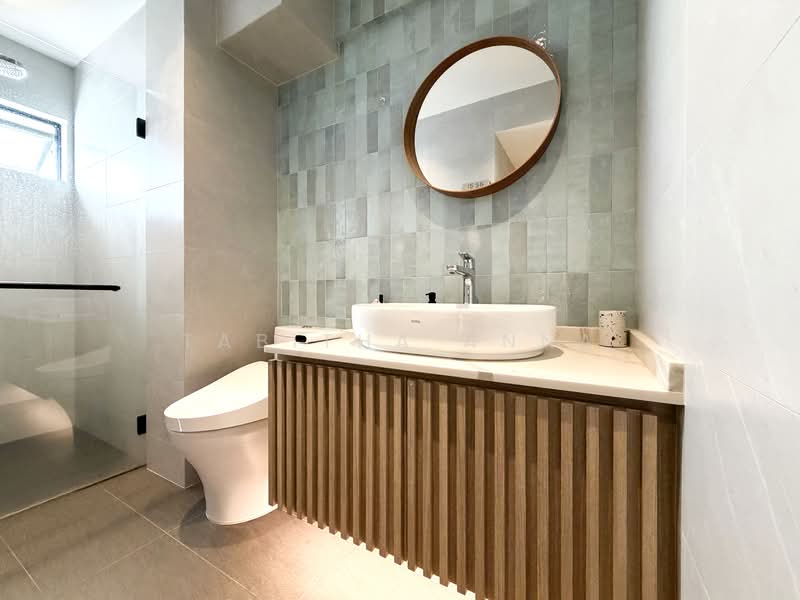 132 Lorong Ah Soo, 132 Lorong Ah Soo, 3 Bedrooms, 1,689 sqft, HDB Flat For Sale, by Tabitha Anna, 500120517 - Common Bathroom - PropertyGuru.com.sg