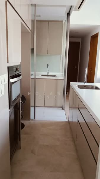 Centro Residences, 59 Ang Mo Kio Avenue 8, 3 Bedrooms, 1,000 sqft, Condominium For Rent, by Roland Ong, 500120549 - Kitchen - PropertyGuru.com.sg