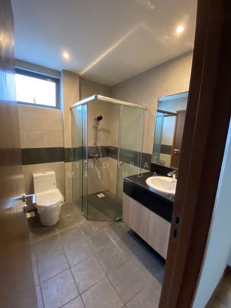 Ming Teck Park, Sixth Avenue, 4 Bedrooms, 2,366 sqft, Semi-Detached House For Rent, by Indira Malinda, 500120554 - Bathroom - PropertyGuru.com.sg