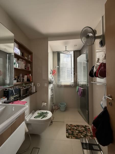 The Trilinq, 28 Jalan Lempeng, 3 Bedrooms, 1,044 sqft, Condominium For Sale, by Andres Ong, 500120558 - Bathroom - PropertyGuru.com.sg