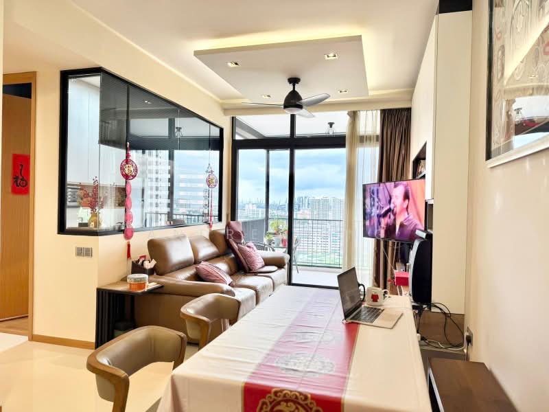 The Trilinq, 28 Jalan Lempeng, 3 Bedrooms, 1,044 sqft, Condominium For Sale, by Andres Ong, 500120558 - Living Room - PropertyGuru.com.sg