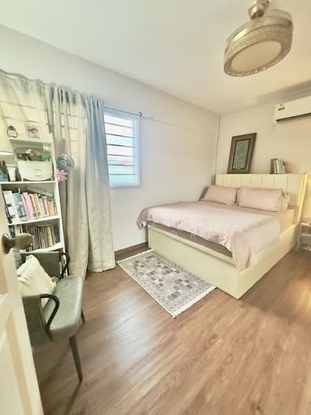 103 Bedok North Avenue 4, 103 Bedok North Avenue 4, 3 Bedrooms, 980 sqft, HDB Flat For Sale, by Fadzlin MNoor, 500120565 - Bedroom - PropertyGuru.com.sg