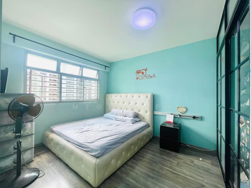 890A Tampines Avenue 1, 890A Tampines Avenue 1, 3 Bedrooms, 1,001 sqft, HDB Flat For Sale, by Mega Chen, 500120568 - Master Bedroom - PropertyGuru.com.sg