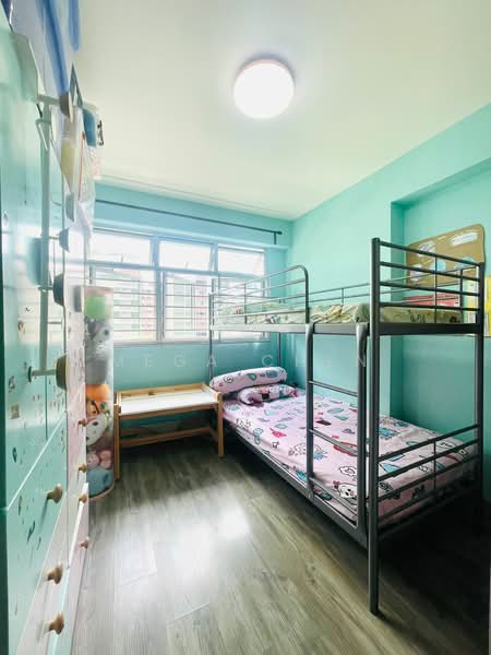 890A Tampines Avenue 1, 890A Tampines Avenue 1, 3 Bedrooms, 1,001 sqft, HDB Flat For Sale, by Mega Chen, 500120568 - Common Bedroom - PropertyGuru.com.sg