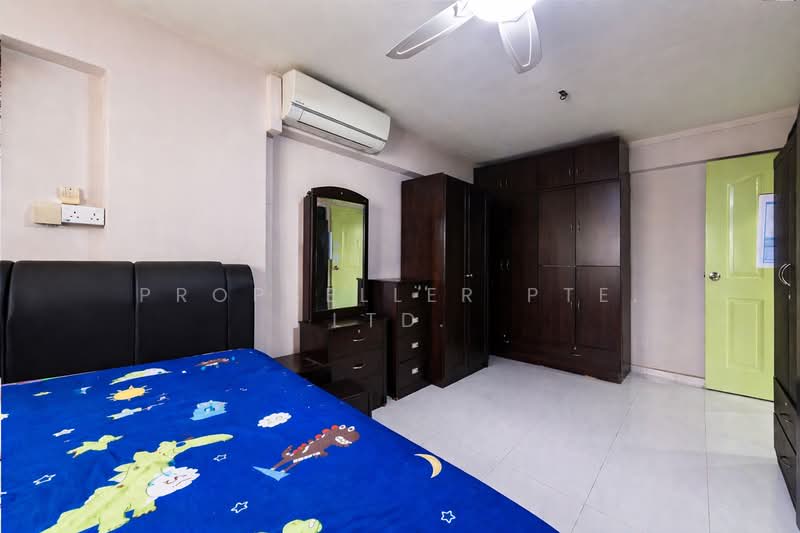 97 Aljunied Crescent, 97 Aljunied Crescent, 2 Bedrooms, 818 sqft, HDB Flat For Sale, by PROPSELLER PTE. LTD., 500120571 - Bedroom - PropertyGuru.com.sg