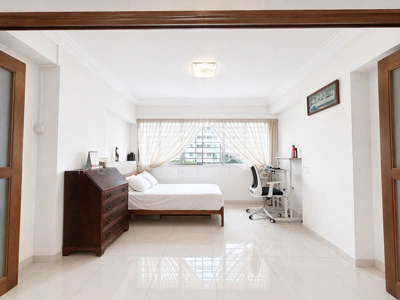 4th Bedroom / Study Room