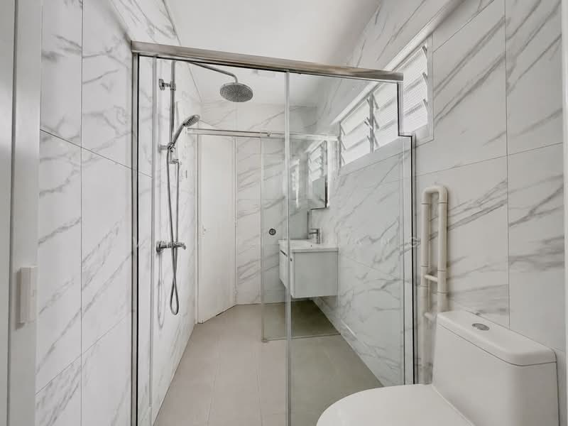 419 Choa Chu Kang Avenue 4, 419 Choa Chu Kang Avenue 4, 4 Bedrooms, 1,593 sqft, HDB Flat For Sale, by Valerie Kang, 500120610 - Master Bedroom Bathroom - PropertyGuru.com.sg