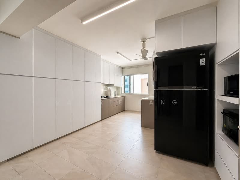 419 Choa Chu Kang Avenue 4, 419 Choa Chu Kang Avenue 4, 4 Bedrooms, 1,593 sqft, HDB Flat For Sale, by Valerie Kang, 500120610 - Kitchen - PropertyGuru.com.sg