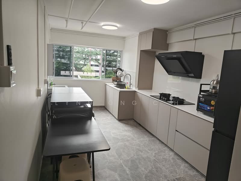 512 Ang Mo Kio Avenue 8, 512 Ang Mo Kio Avenue 8, Room Rental, 150 sqft, HDB Flat For Rent, by Lynn Ong C H, 500120613 - Kitchen - PropertyGuru.com.sg