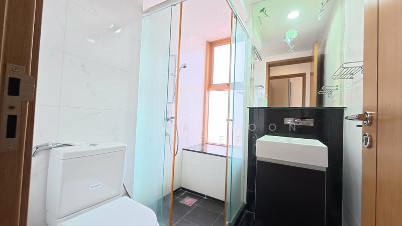 Radix, 18 Jalan Wakaff, 3 Bedrooms, 1,184 sqft, Condominium For Sale, by Yap Kai Loon (Kaiser), 500120614 - Common Bathroom - PropertyGuru.com.sg