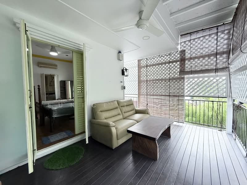 Landed Semi-Detached House at Begonia Drive for Lease, Begonia Drive, 5 Bedrooms, 2,400 sqft, Semi-Detached House For Rent, by Eunice Teo Y N, 500120617 - Bedroom - PropertyGuru.com.sg