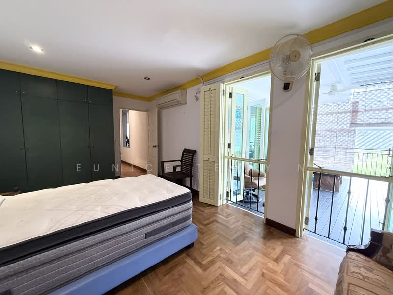 Landed Semi-Detached House at Begonia Drive for Lease, Begonia Drive, 5 Bedrooms, 2,400 sqft, Semi-Detached House For Rent, by Eunice Teo Y N, 500120617 - Bedroom - PropertyGuru.com.sg