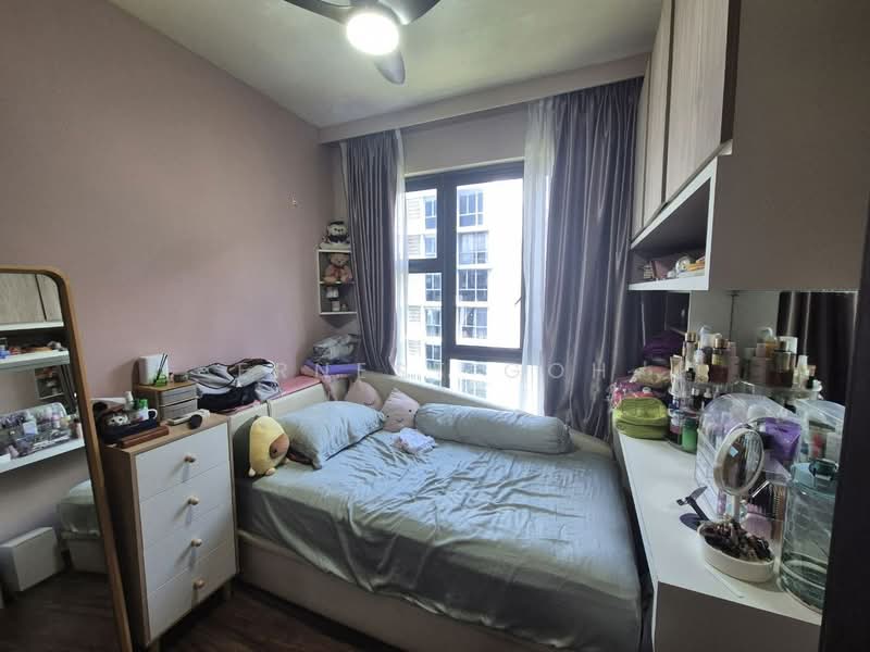 The Brownstone, 150 Canberra Drive, 3 Bedrooms, 936 sqft, Executive Condominium For Rent, by Ernest Goh, 500120630 - Bedroom - PropertyGuru.com.sg