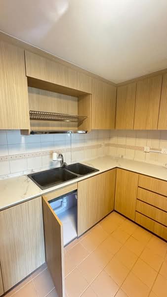 Grande Vista, 2 Cactus Drive, 4 Bedrooms, 3,434 sqft, Condominium For Rent, by Alvin Tyh, 500120632 - Kitchen - PropertyGuru.com.sg