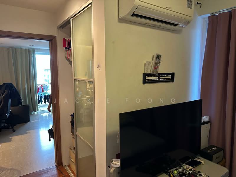 Imperial Heights, 16 Ipoh Lane, 2 Bedrooms, 592 sqft, Condominium For Sale, by Jackie Foong, 500120633 - Interior - PropertyGuru.com.sg