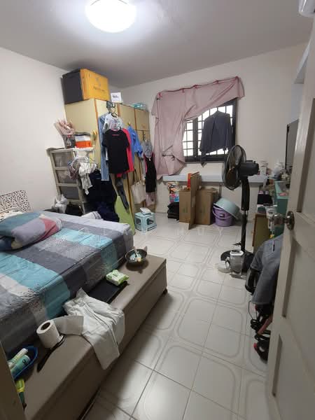 57 Lorong 5 Toa Payoh, 57 Lorong 5 Toa Payoh, Room Rental, 300 sqft, HDB Flat For Rent, by Alan Huy, 500120636 - Bedroom - PropertyGuru.com.sg