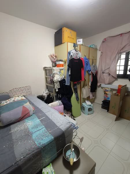 57 Lorong 5 Toa Payoh, 57 Lorong 5 Toa Payoh, Room Rental, 300 sqft, HDB Flat For Rent, by Alan Huy, 500120636 - Bedroom - PropertyGuru.com.sg