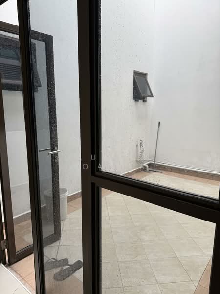 Tembeling Road, Tembeling Road, 5 Bedrooms, 2,900 sqft, Conservation House For Rent, by Laurens Joanna, 500120640 - Outdoor Courtyard - PropertyGuru.com.sg