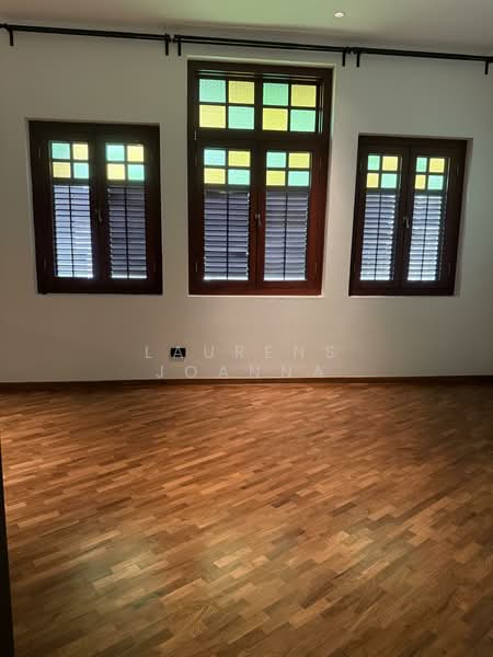 Tembeling Road, Tembeling Road, 5 Bedrooms, 2,900 sqft, Conservation House For Rent, by Laurens Joanna, 500120640 - Level 2 Master Bedroom - PropertyGuru.com.sg